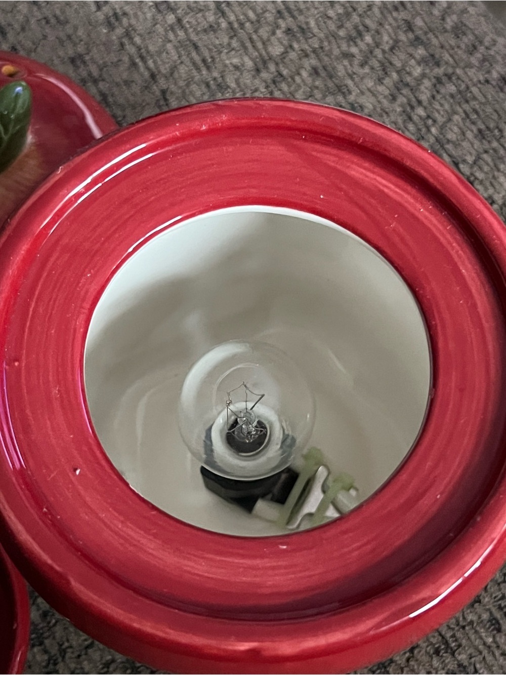 Scentsy Apple Full-Size Ceramic Wax Warmer Night Light Warmer - Picture 5 of 8